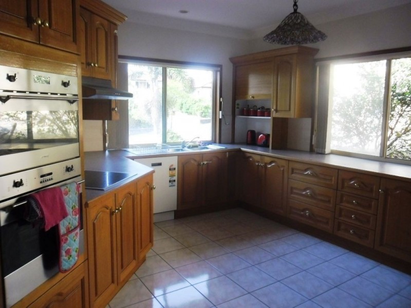 19 Constellation Cres, Bridgeman Downs QLD 4035