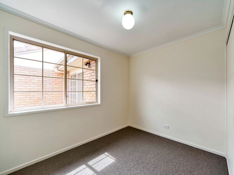 2/15 River Gum Close, Fitzgibbon QLD 4018