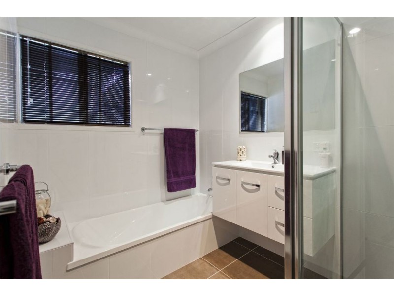 48 Joalah Crescent, Ferny Hills QLD 4055