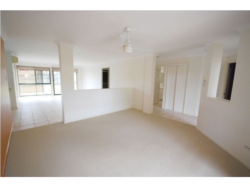 3 Macadam Ct, Kallangur QLD 4503