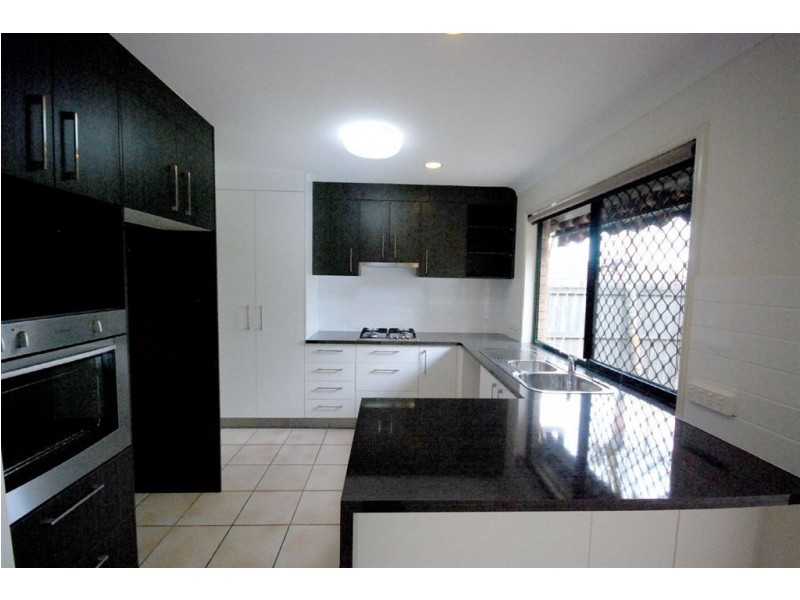 3 Macadam Ct, Kallangur QLD 4503