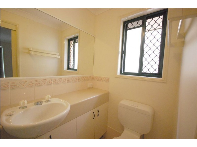 3 Macadam Ct, Kallangur QLD 4503