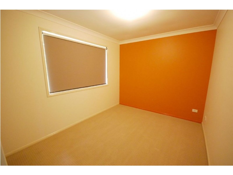 3 Macadam Ct, Kallangur QLD 4503