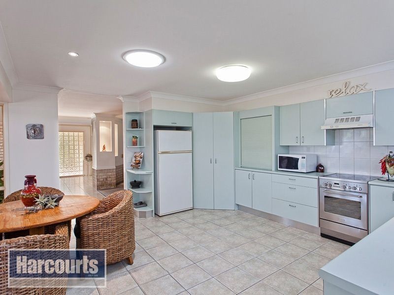 3 Lunar Place, Bridgeman Downs QLD 4035