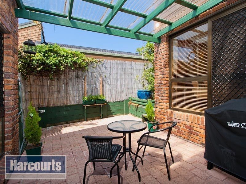 25 Lanchester St, Stafford Heights QLD 4053