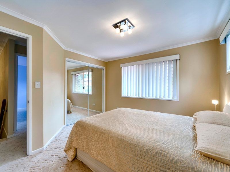 2/142 Bunya Road, Arana Hills QLD 4054