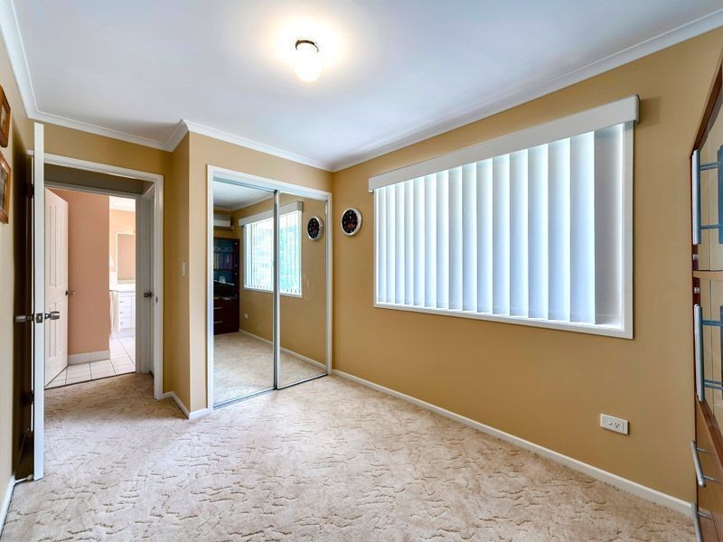 2/142 Bunya Road, Arana Hills QLD 4054