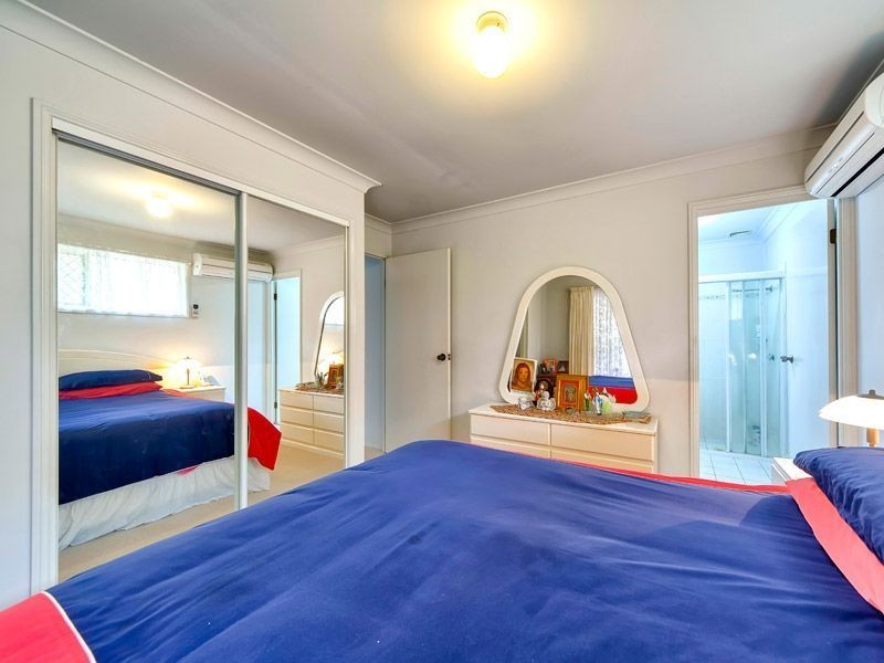 67 Rose Cr, Fitzgibbon QLD 4018