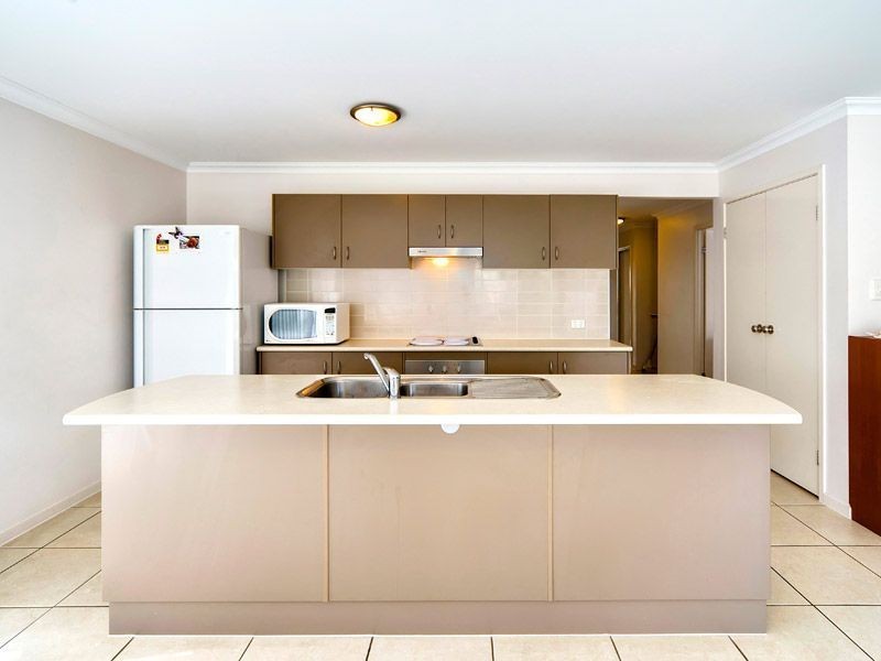 6 Yamba Close, Fitzgibbon QLD 4018