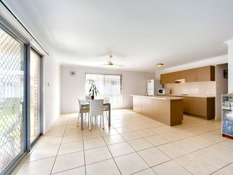 6 Yamba Close, Fitzgibbon QLD 4018