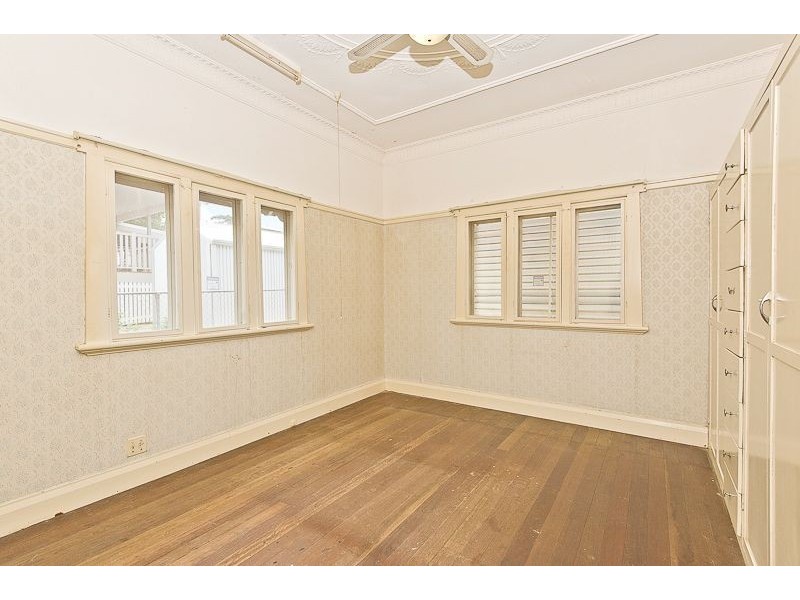 57 Heliopolis Pde, Mitchelton QLD 4053