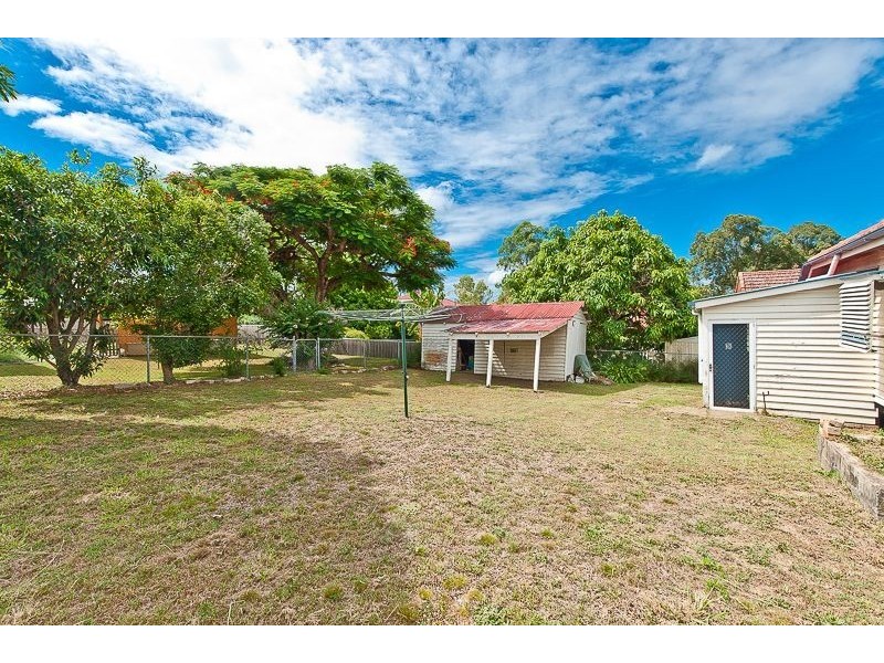 57 Heliopolis Pde, Mitchelton QLD 4053