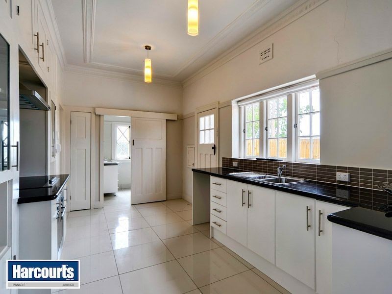 498 Rode Road, Chermside QLD 4032