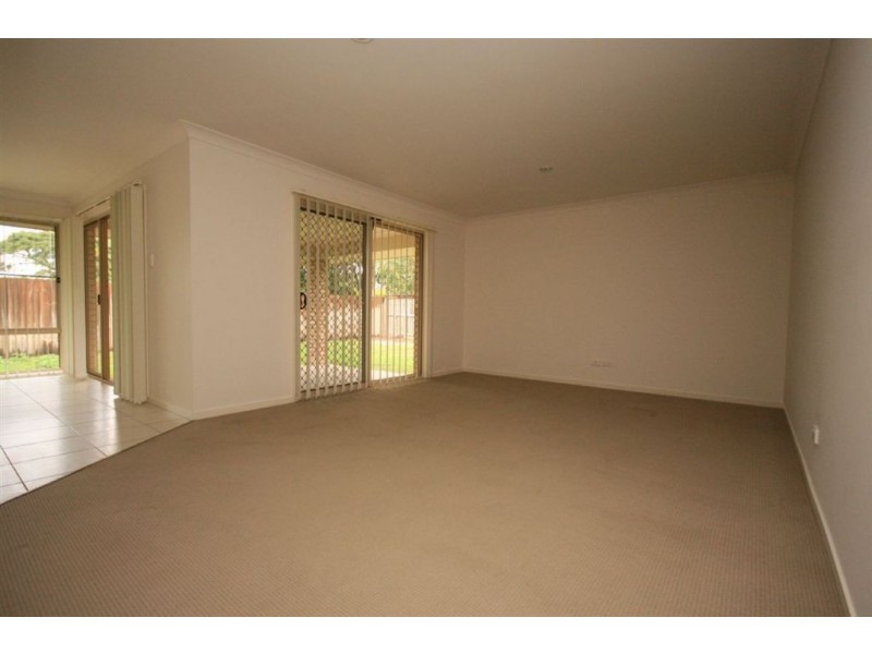 19 Peachfield Dr, Morayfield QLD 4506