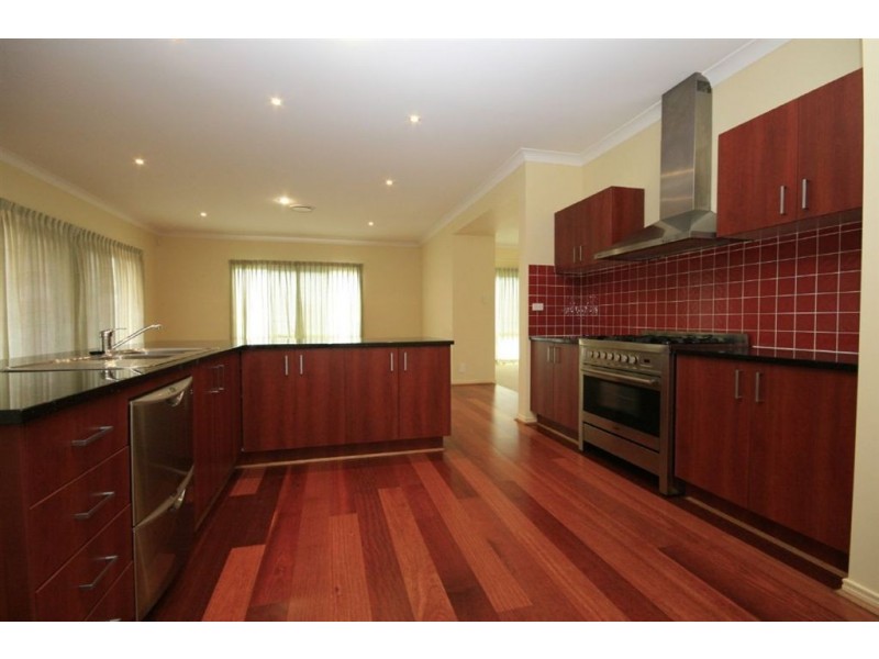 20 Trequanda Place, Bridgeman Downs QLD 4035