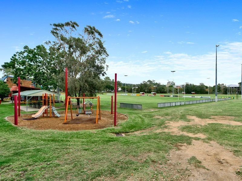 103 Irvine st, Mitchelton QLD 4053