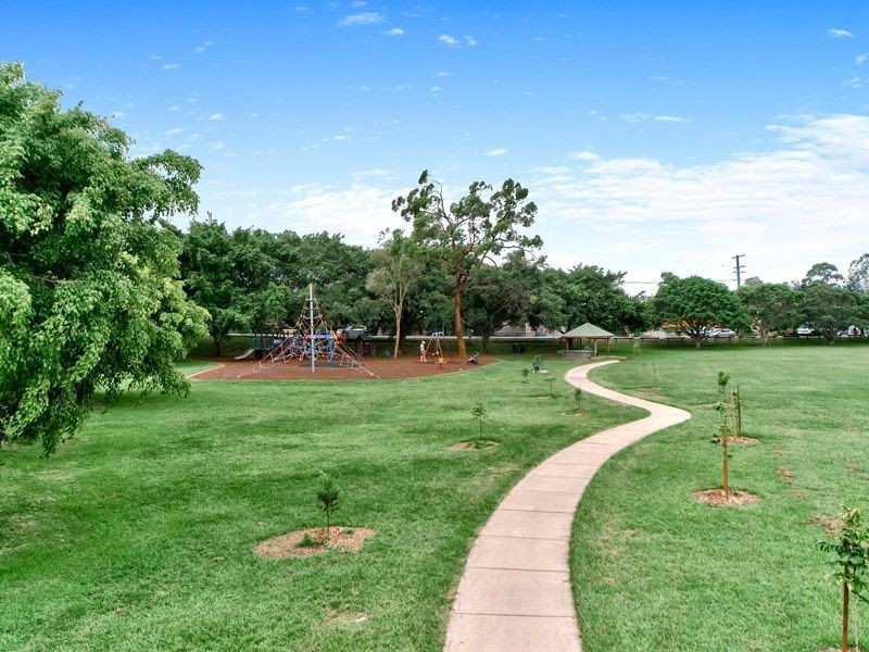 103 Irvine st, Mitchelton QLD 4053