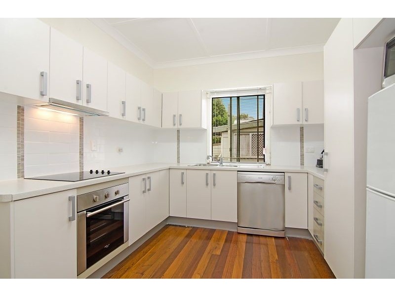 32 Church Road, Zillmere QLD 4034