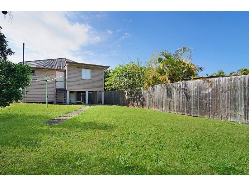 32 Church Road, Zillmere QLD 4034