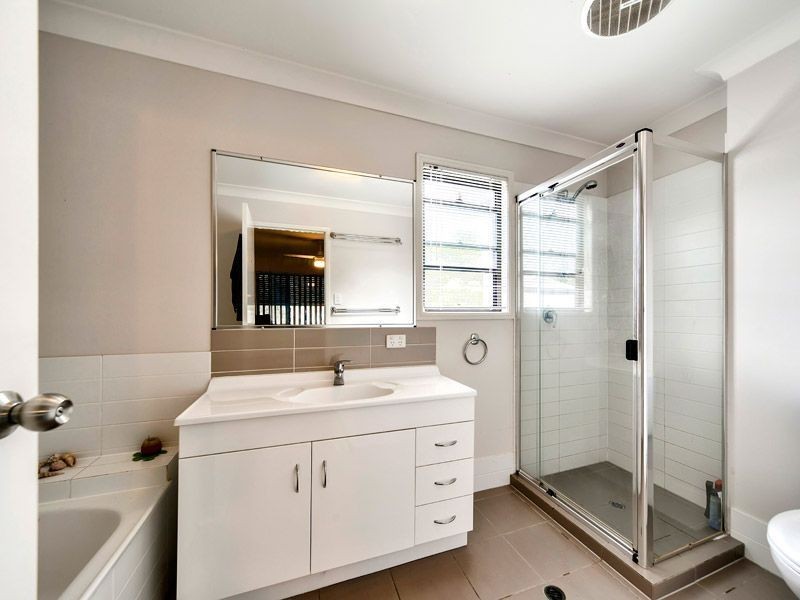 2/48 Grays Road, Gaythorne QLD 4051