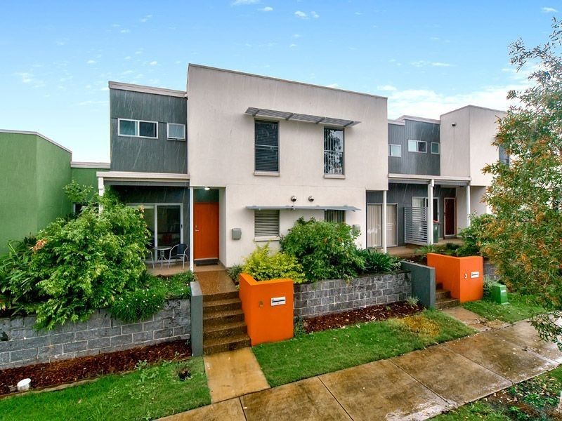 2/12 Carnarvon Crescent, Fitzgibbon QLD 4018