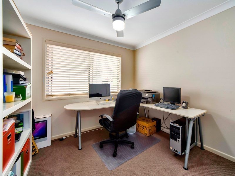 2/12 Carnarvon Crescent, Fitzgibbon QLD 4018