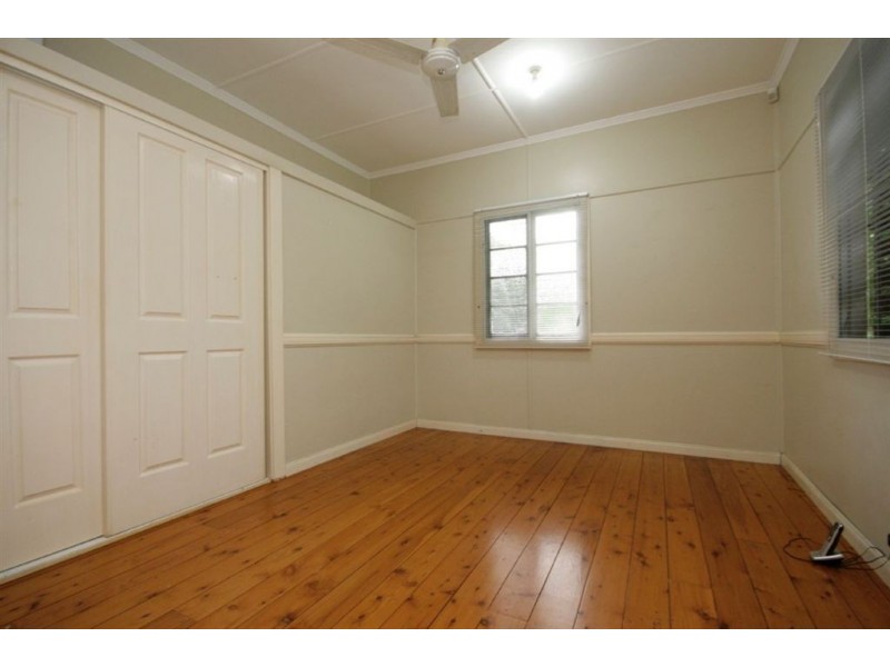 9 Grasspan Street, Zillmere QLD 4034