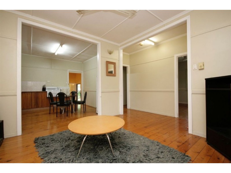 9 Grasspan Street, Zillmere QLD 4034