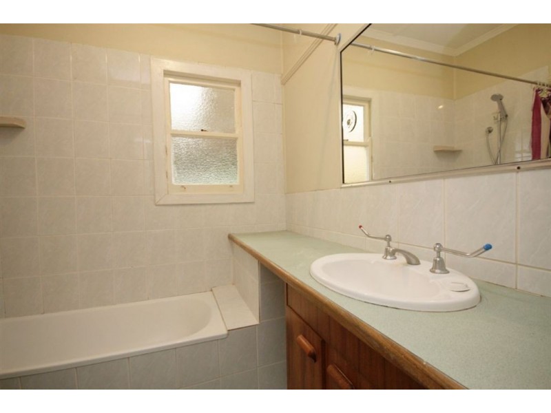 9 Grasspan Street, Zillmere QLD 4034