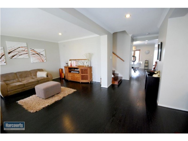 7 Seeana Cr, Bridgeman Downs QLD 4035