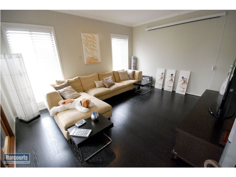 7 Seeana Cr, Bridgeman Downs QLD 4035