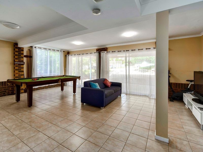 8 Sharon Court, Albany Creek QLD 4035