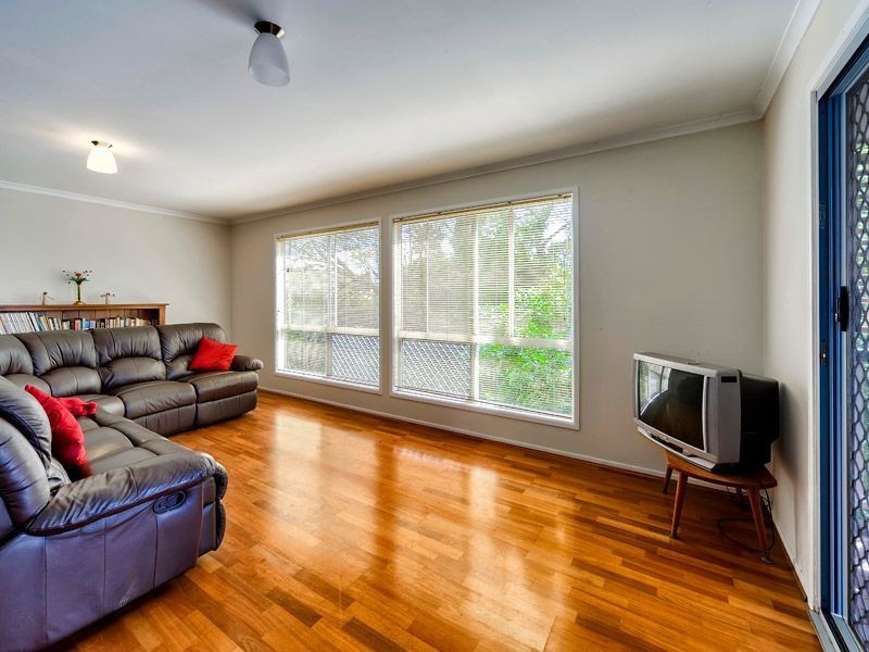 8 Sharon Court, Albany Creek QLD 4035