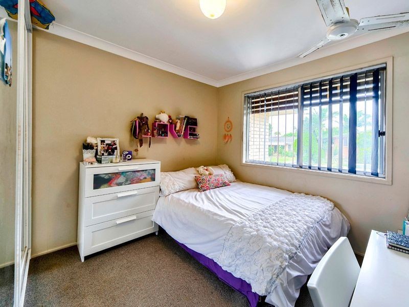 8 Kaniva Street, Rochedale South QLD 4123