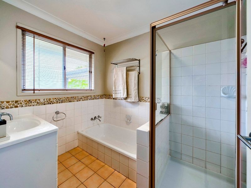 8 Kaniva Street, Rochedale South QLD 4123