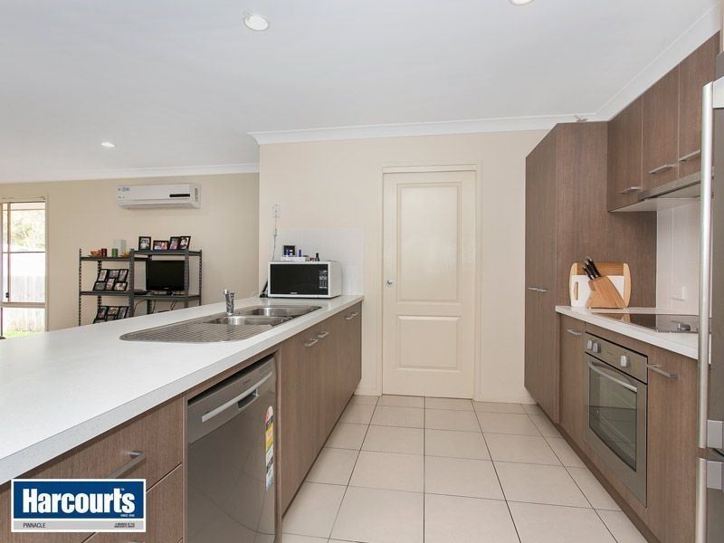 25 Eeles Drive, Morayfield QLD 4506