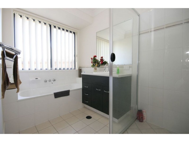 23 Wakeham St, Kallangur QLD 4503