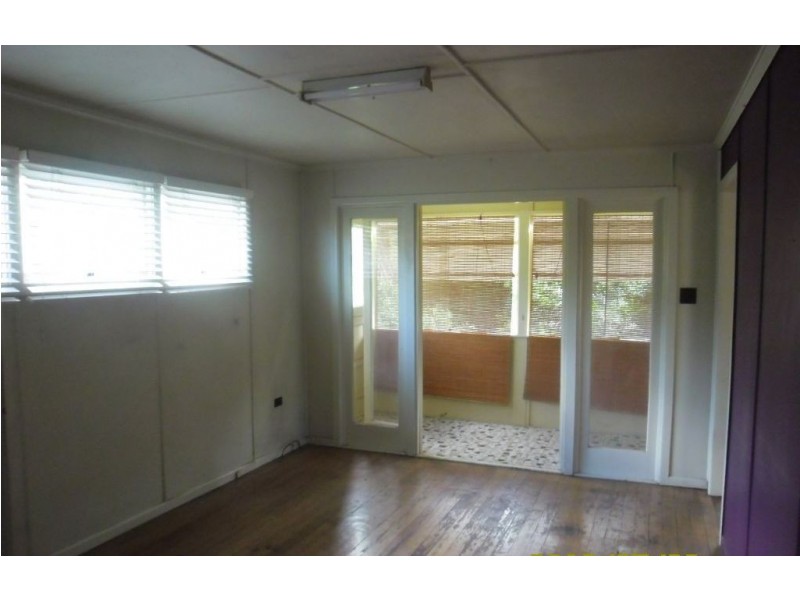 155 Lascelles St, Brighton QLD 4017