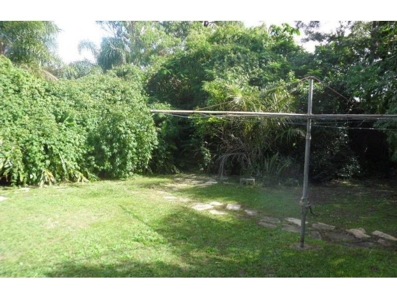 155 Lascelles St, Brighton QLD 4017