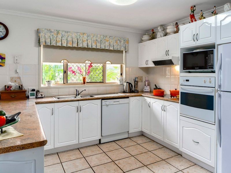 21 Waterford Pl, Bridgeman Downs QLD 4035