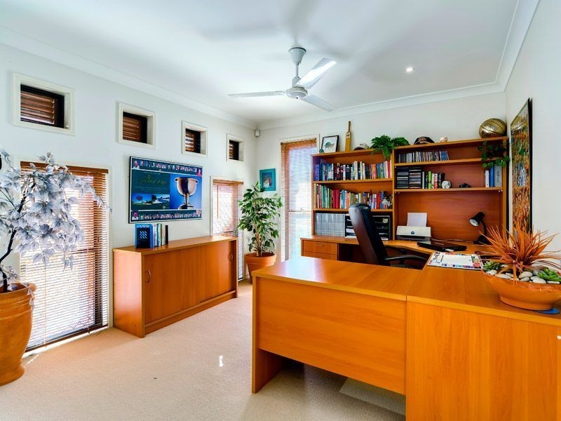 31 Ironbark Pl, Bridgeman Downs QLD 4035