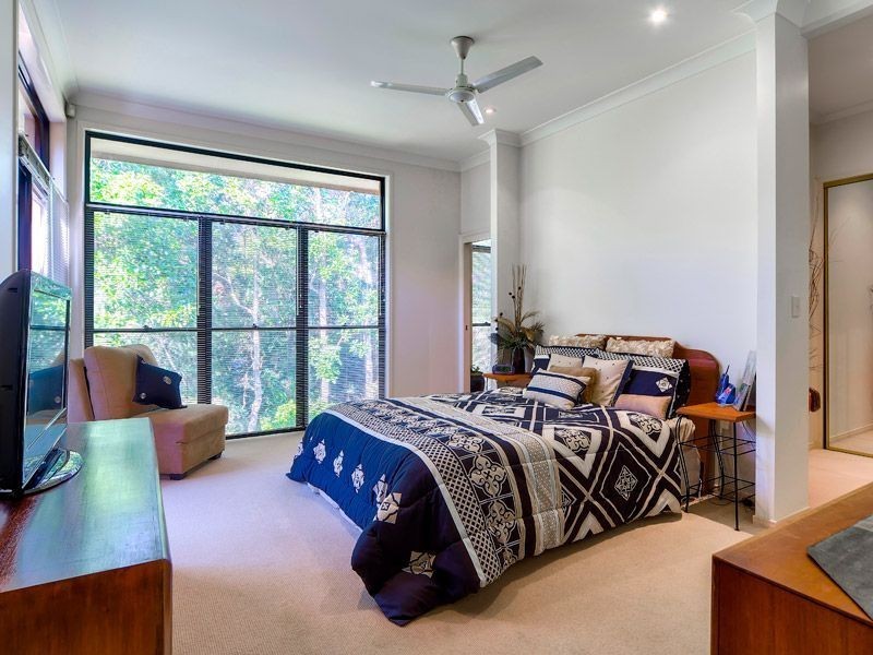 31 Ironbark Pl, Bridgeman Downs QLD 4035
