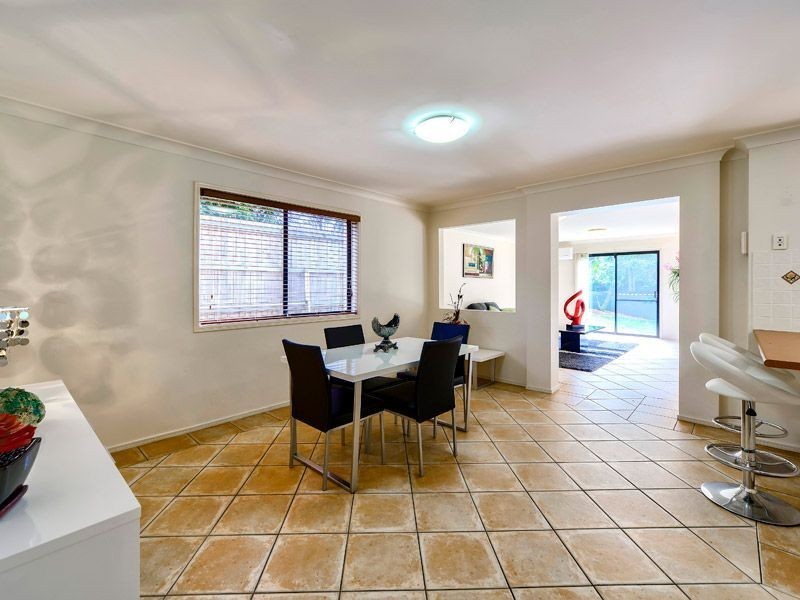 69 Van Dyke Crescent, Mcdowall QLD 4053