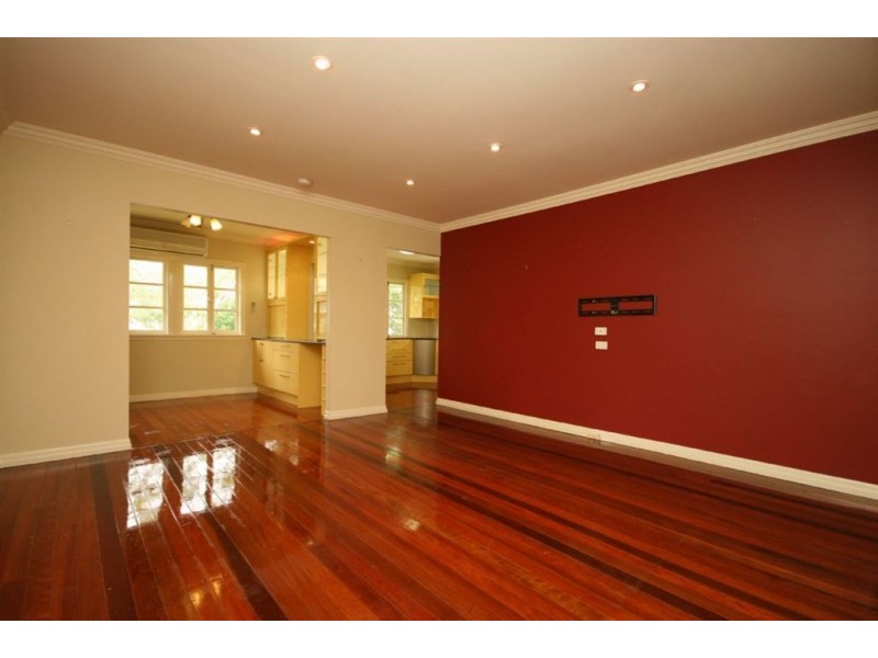 33 Buna Street, Chermside QLD 4032