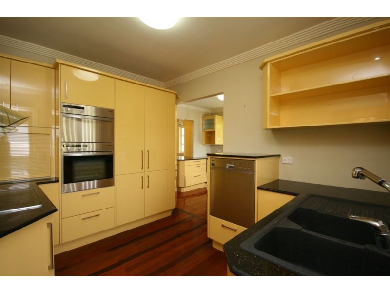 33 Buna Street, Chermside QLD 4032