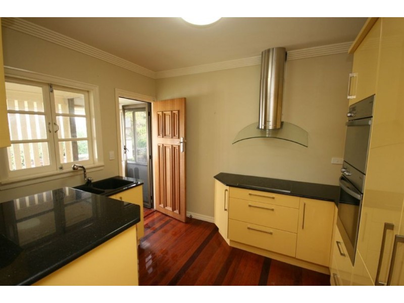 33 Buna Street, Chermside QLD 4032