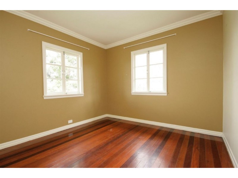 33 Buna Street, Chermside QLD 4032