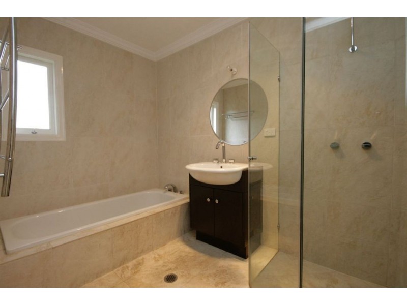 33 Buna Street, Chermside QLD 4032