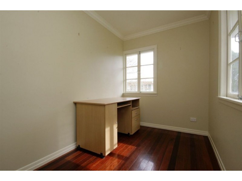 33 Buna Street, Chermside QLD 4032