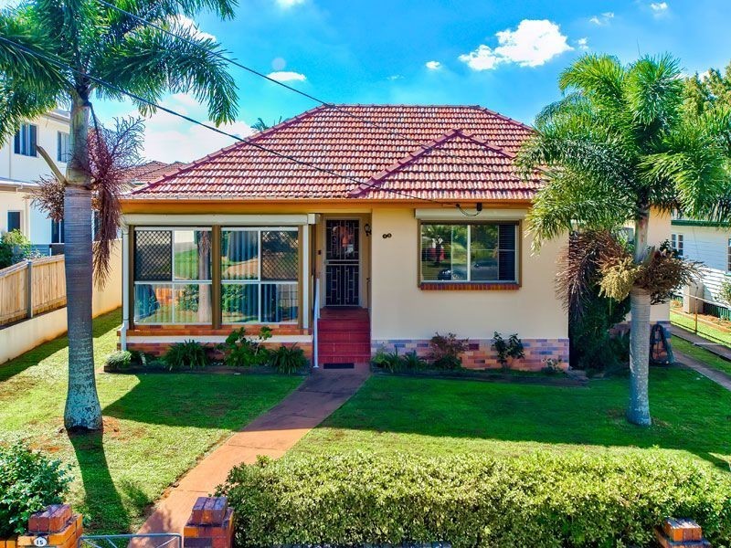 15 Sunny Av, Wavell Heights QLD 4012